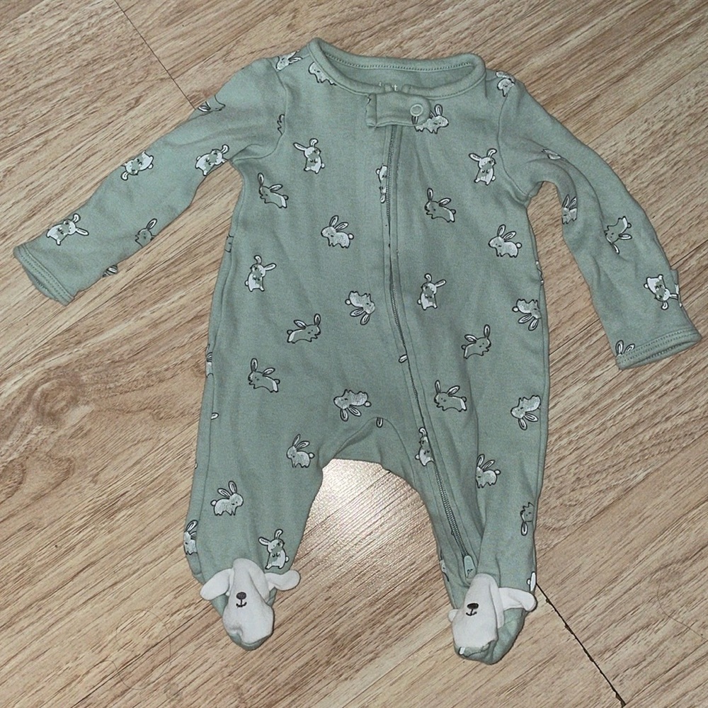 Carter’s - Just One You Easter Bunny Sleep N’ Play
